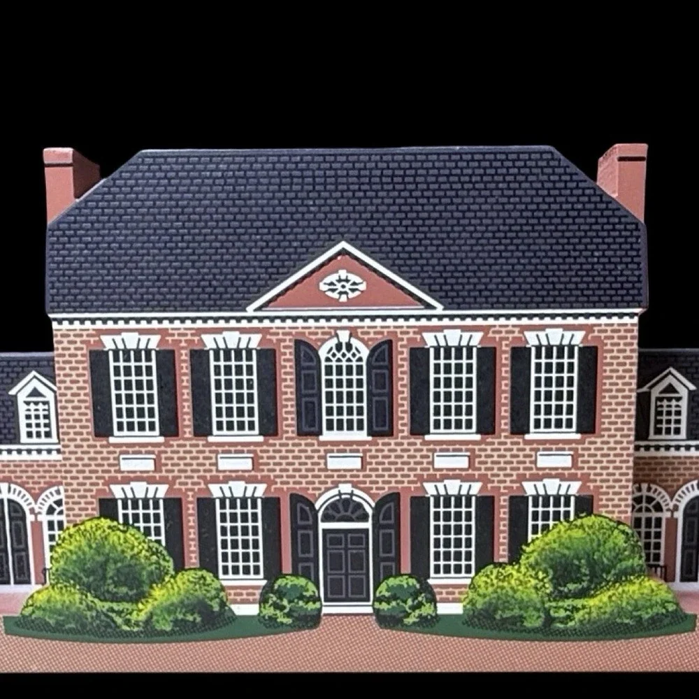 Woodlawn Plantation Mount Vernon, Virginia Shelia's Shelf Sitter 1998 SIGNED